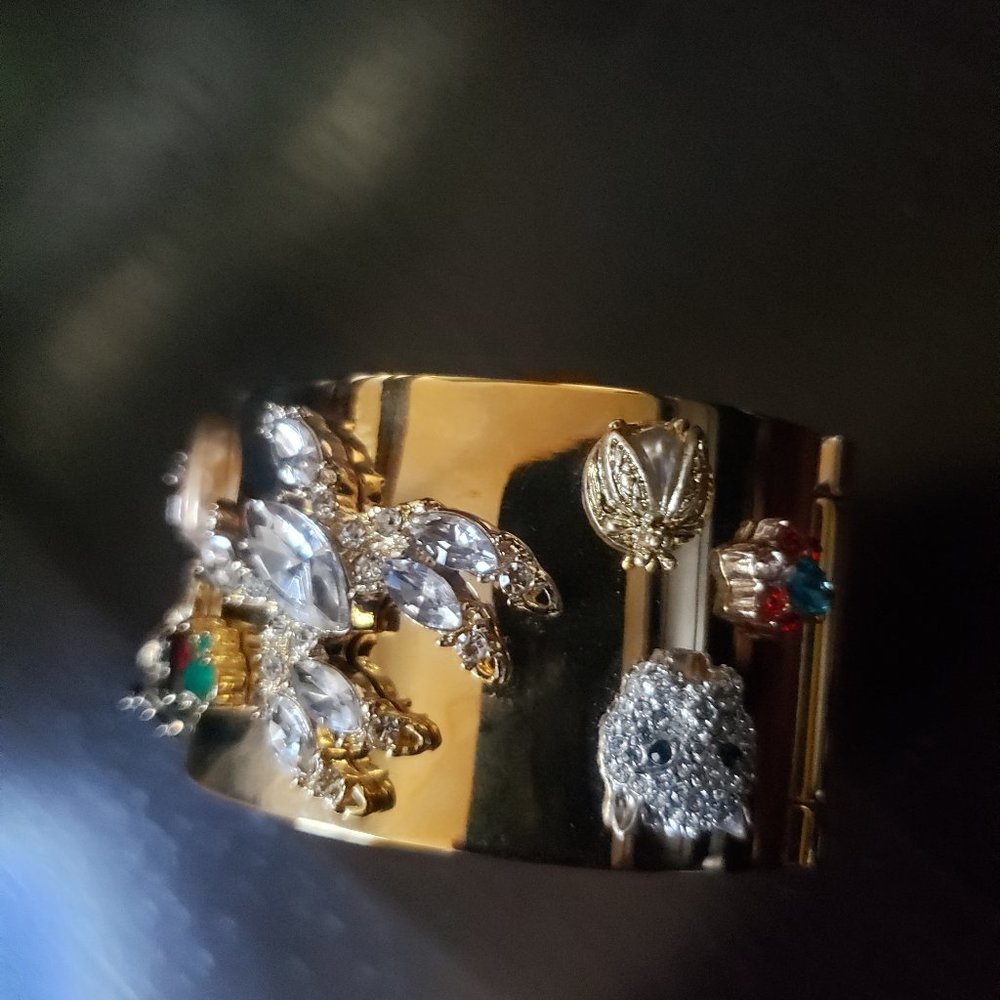 cabi Secret Garden Cuff